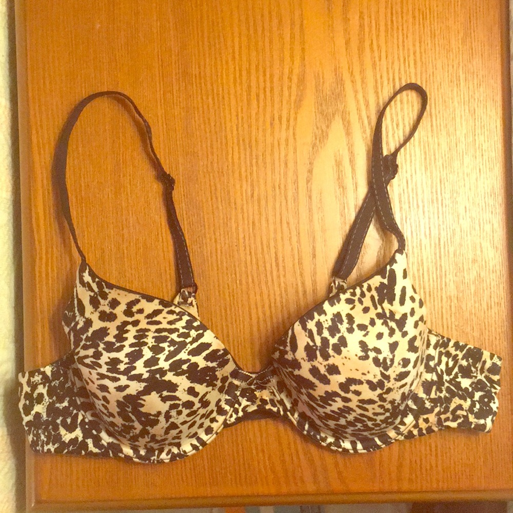 34A Leopard bra